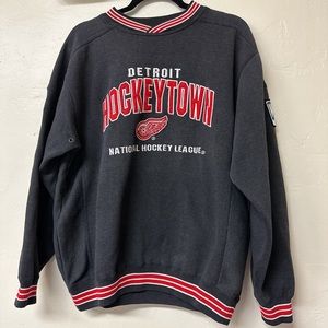 Vintage hockey crew neck